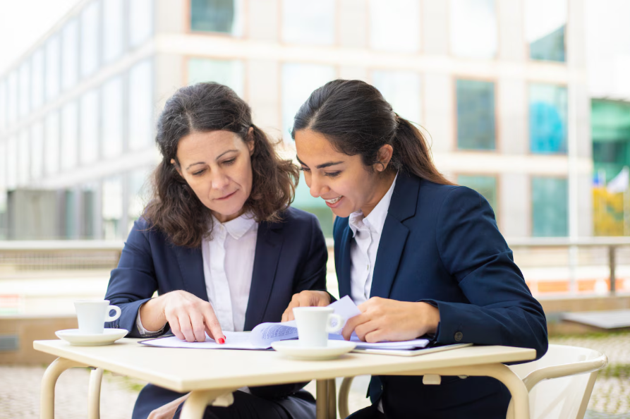 NEET vs JEE: Choosing the Right Career Path After Class 10/12