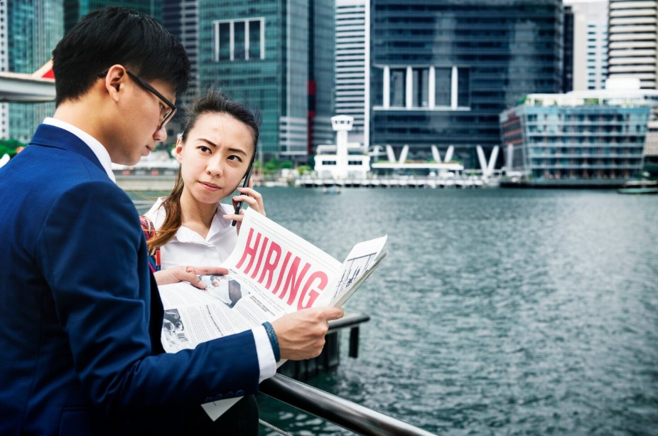 What Are the Key Differences Between RAK and Ajman Offshore Companies?