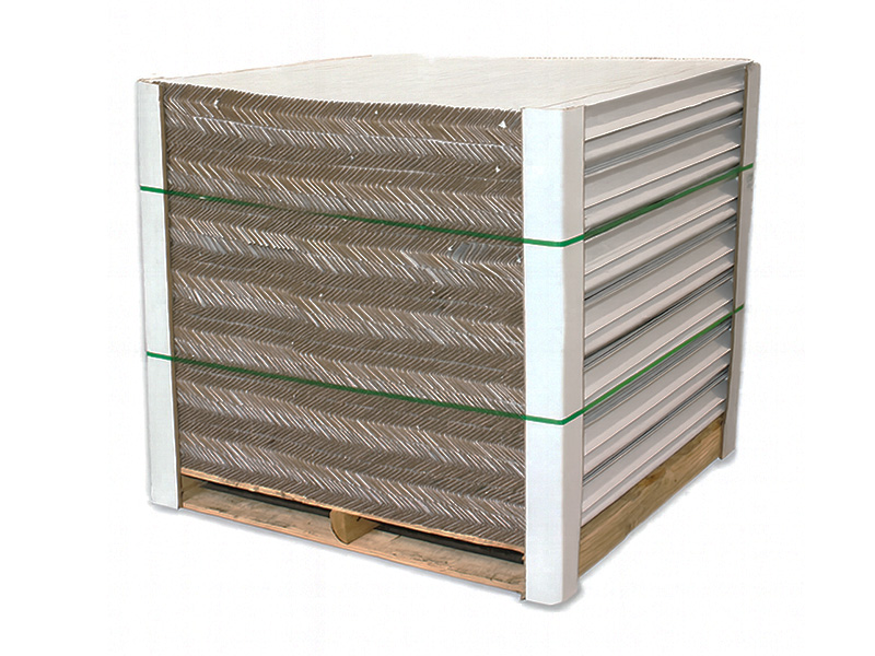 The Role of Pallet Edge and Corner Protectors in Safer Warehouse Shipping Operations The Role of Pallet Edge and Corner Protectors in Safer Warehouse Shipping Operations
