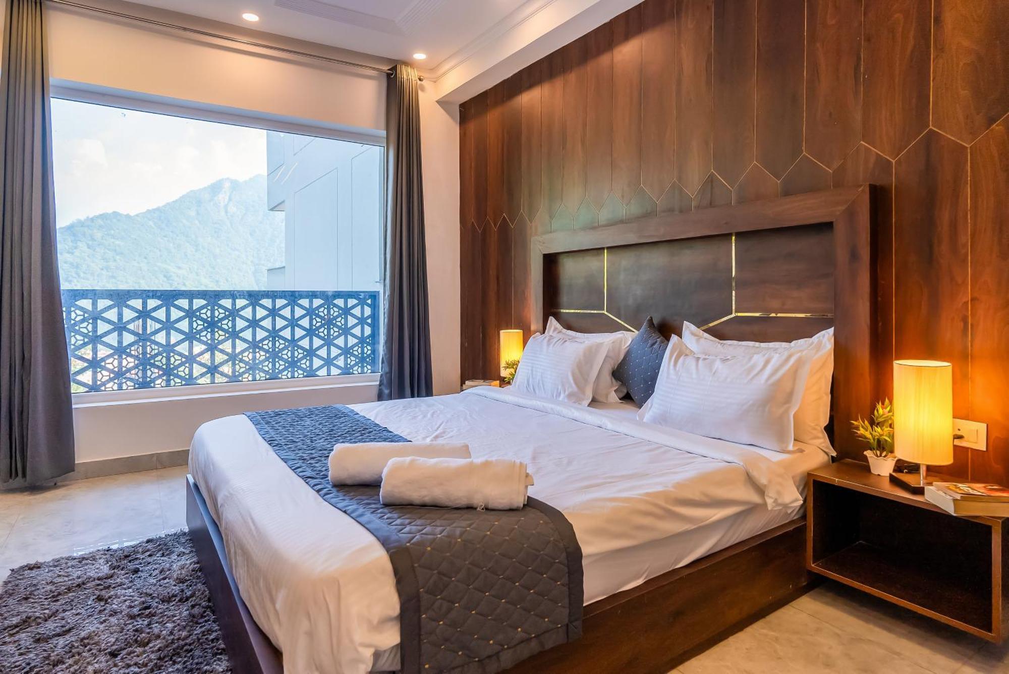 Where to Stay in Nanded for Easy Access to Hazur Sahib and Transport Hubs?