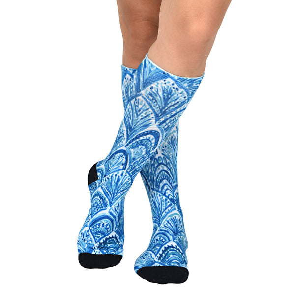 Knee-high socks for women for comfortable outfits and seasonal fashion wear