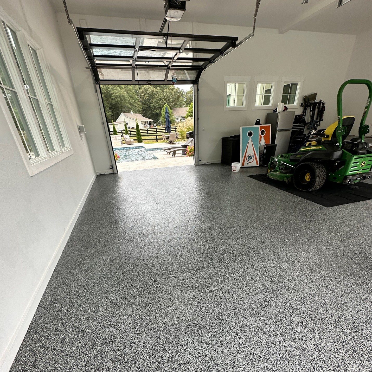 Understanding Epoxy Floor Coating Systems for Your Facility Understanding Epoxy Floor Coating Systems for Your Facility