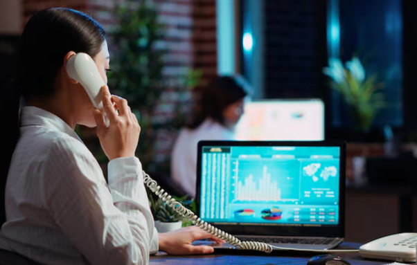 Contacting TradeWill Live Chat Support for Urgent Balance Issues