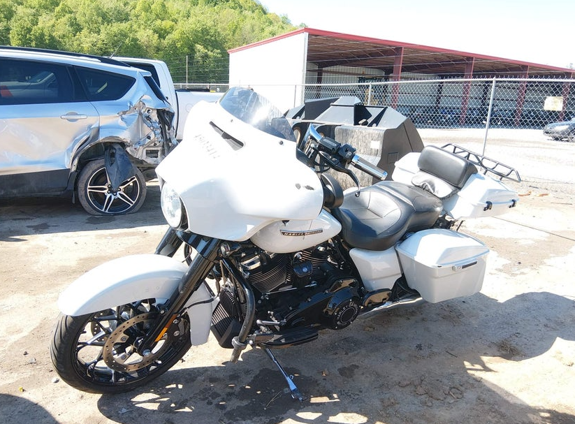 Motorcycle Auctions Providing More Access to Repairable Vehicle Opportunities