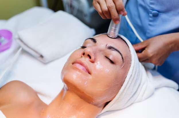 Hydra Facial Destin Skincare Pairs Nicely with Hormone Replacement Therapy Destin Programs