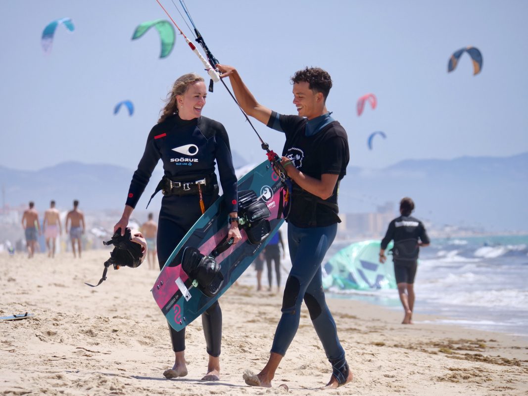 Apprendre le kitesurf à Tarifa : une excellente façon de débuter ce sport