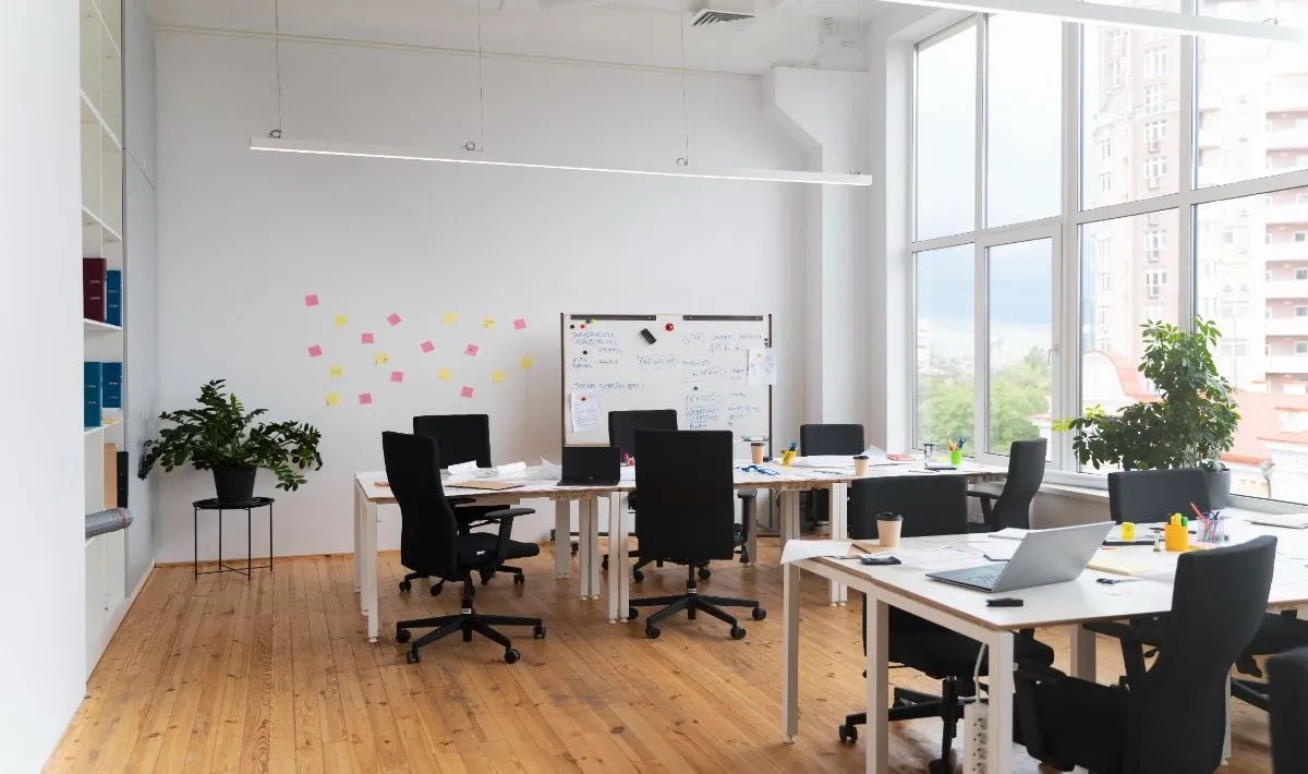 Best office interior designers in Pune for commercial office projects