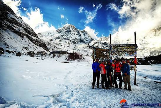 Why Spring Is the Perfect Time for An Annapurna Base Camp Trek Journey Why Spring Is the Perfect Time for An Annapurna Base Camp Trek Journey