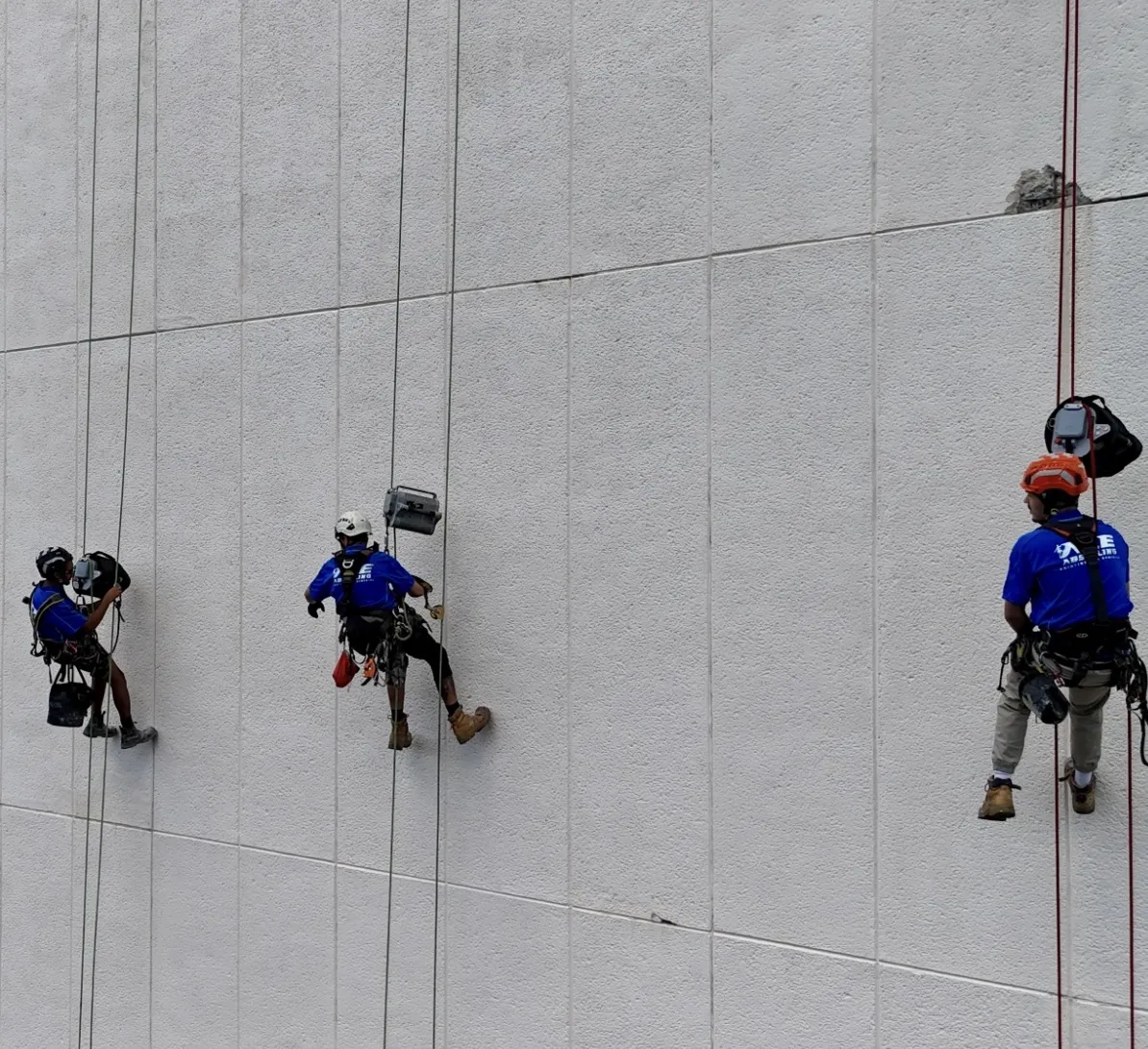 Rope Access Sydney: Affordable Abseiling Painters