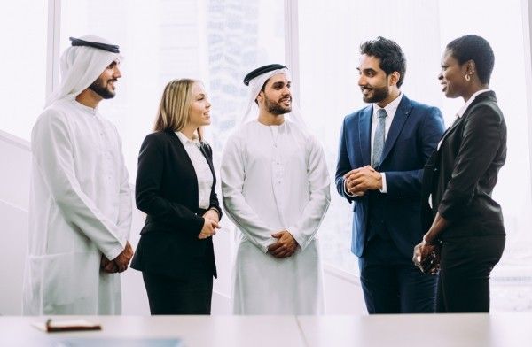 متى يكون اللجوء إلى محامي تقاضي عقاري الرياض الخيار الأنسب لحل النزاعات العقارية؟