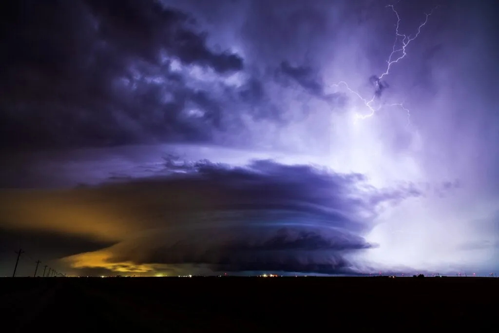 Tornado Chasers Tour
