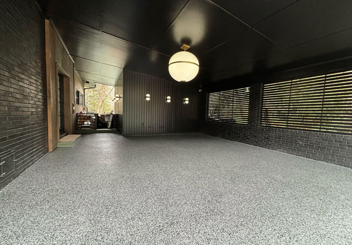 Discovering how epoxy flooring transforms dull concrete floors completely
