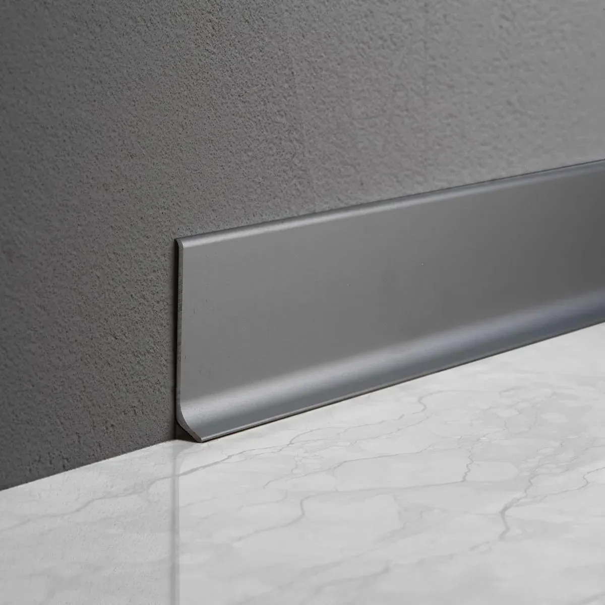 Aluminium Skirting 2