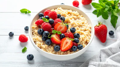 7 Simple Oats Breakfast Ideas That Can Support Healthy Weight Loss