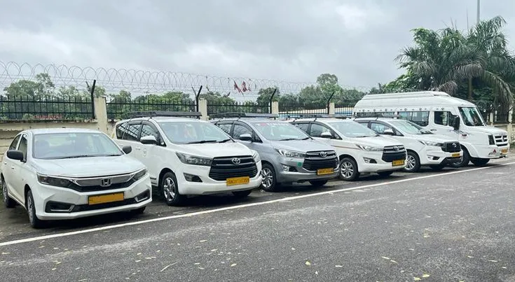 This contains: Book Reliable Haridwar to Chardham Taxi Services – Comfortable & Safe Journey