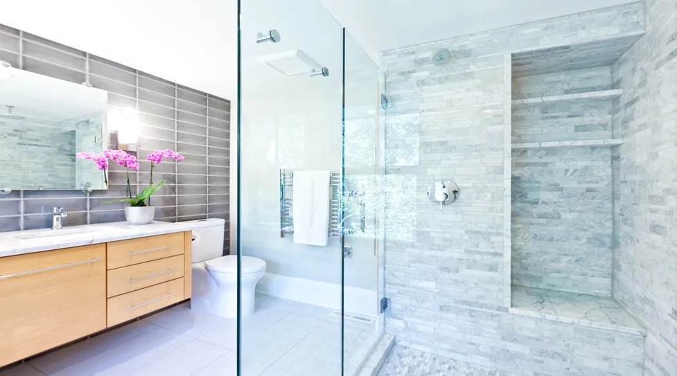 Custom Bathroom Glass for Stylish and Individual Interiors