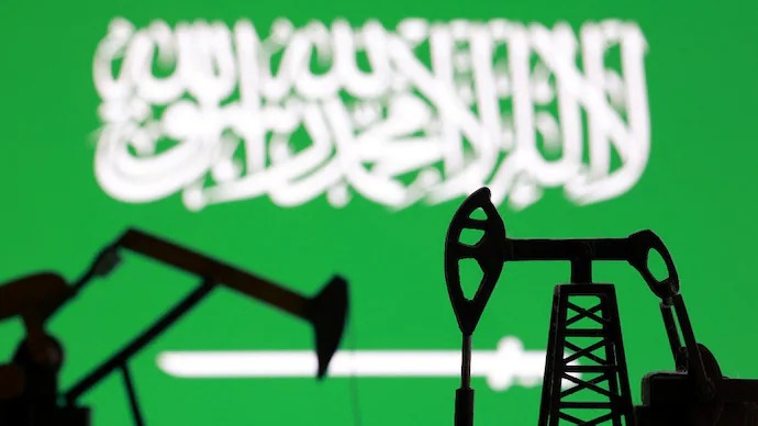 Saudi Arabia Seeks  Billion as War Hits Finances