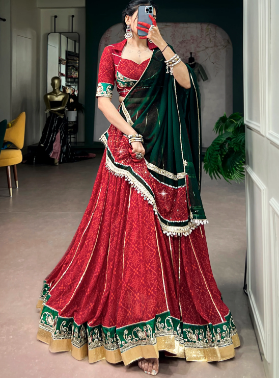 Choosing Traditional Choli Styles for Navratri Based on Comfort and Movement Choosing Traditional Choli Styles for Navratri Based on Comfort and Movement