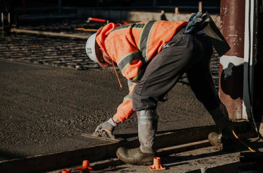 Commercial Asphalt: A Complete Guide to Installation, Maintenance, and Repair Commercial Asphalt: A Complete Guide to Installation, Maintenance, and Repair