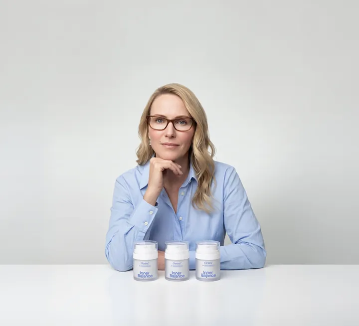 Title: Dr. Sarah Daccarett with Oestra, a bioidentical hormone therapy from Inner Balance - Description: Dr. Sarah Daccarett with Oestra, a bioidentical hormone therapy from Inner Balance