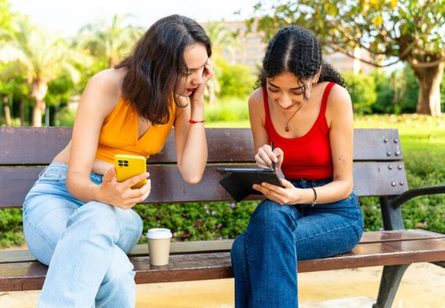 Essential rules to remember when you chat with strangers for casual fun Essential rules to remember when you chat with strangers for casual fun