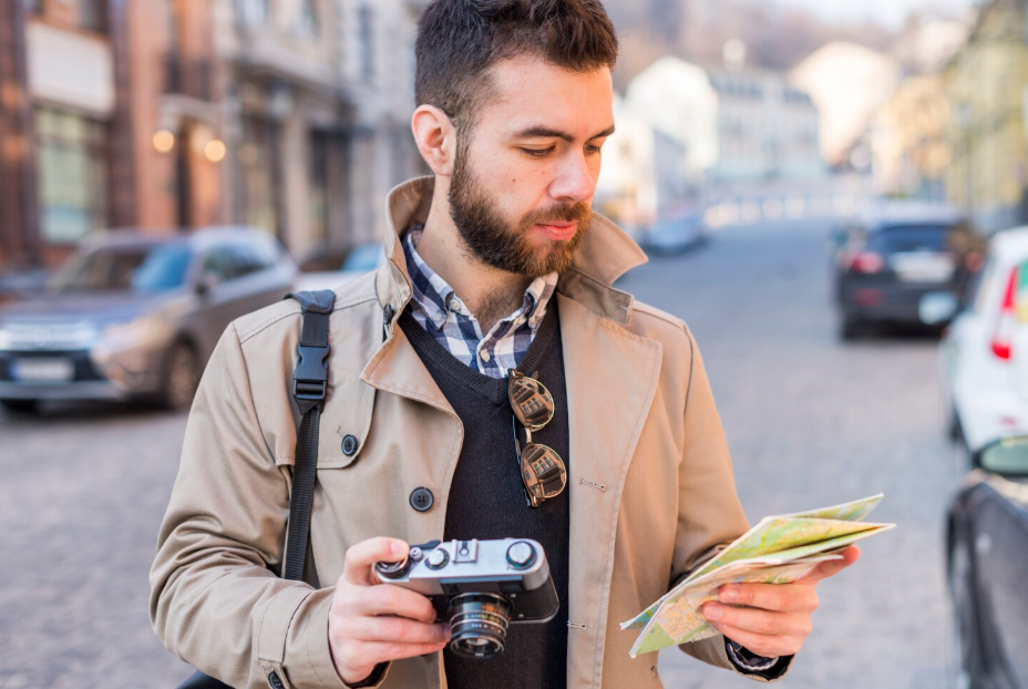 A Comprehensive Safety Checklist for Solo Travelers Exploring Local Nightlife A Comprehensive Safety Checklist for Solo Travelers Exploring Local Nightlife