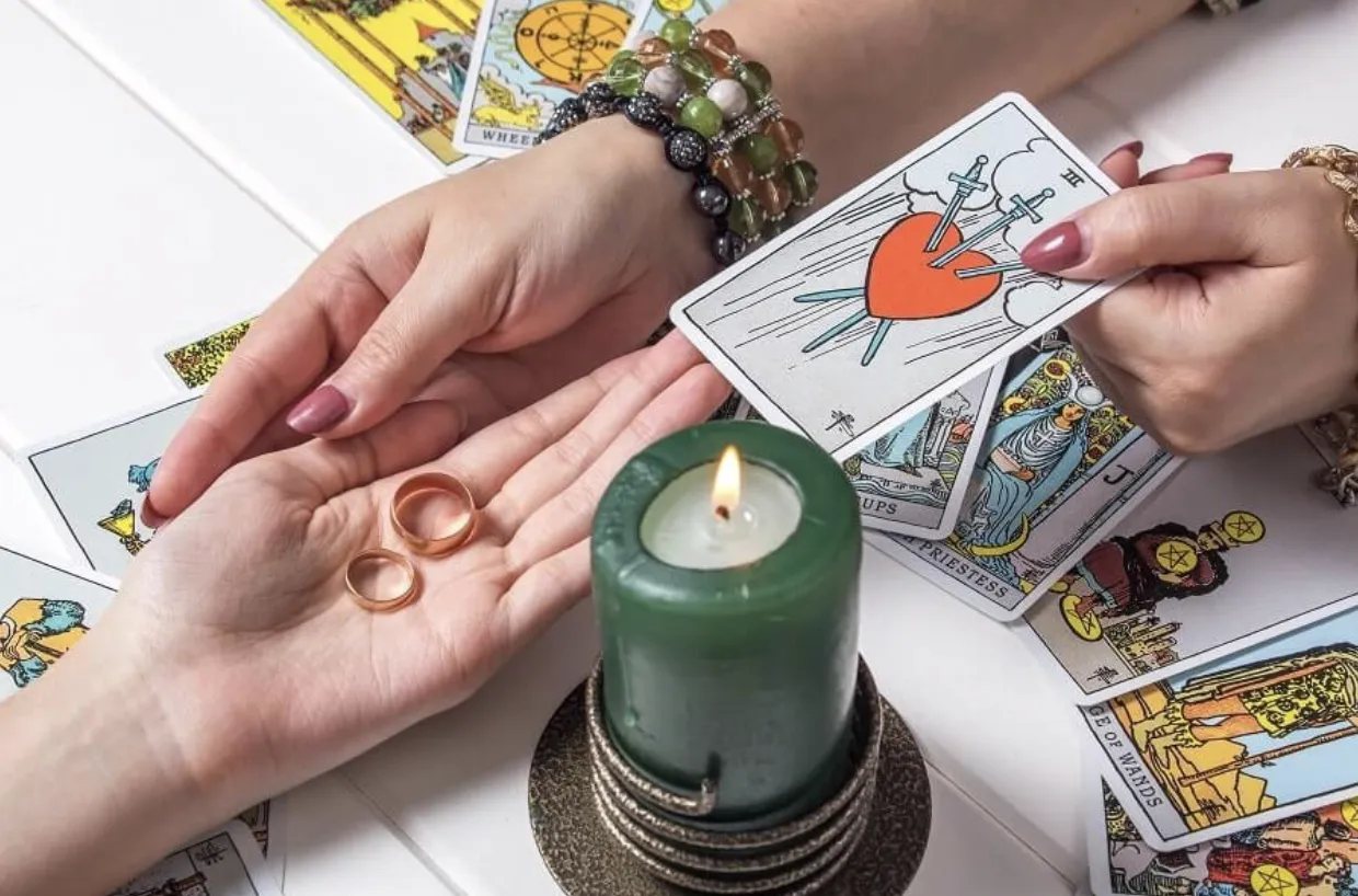 Questions to Ask a Psychic: Get All the Answers You Need in 2025