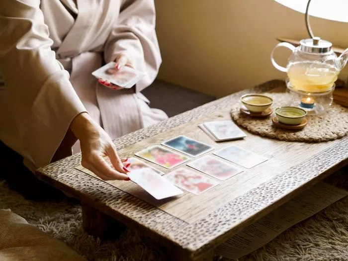 Woman Went to a Psychic to Get Help With Her Grief - Business Insider