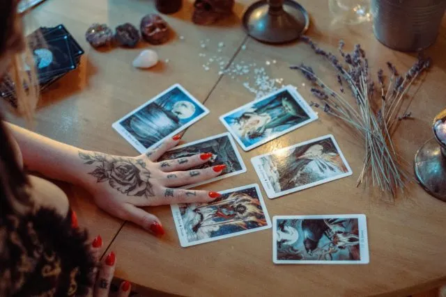 An Honest Review Of The Trusted Psychics Platform - GirlTalkHQ