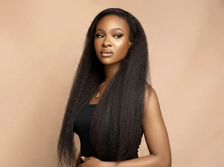 Are You a Blowout Natural How to Choose Kinky Straight Bundles for a Polished, Natural-Looking Style -onychair