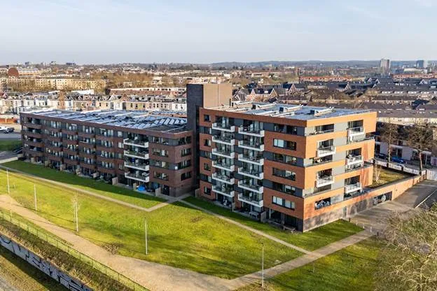Lone Star acquires 923-home Dutch residential portfolio from Catella | CBRE UK