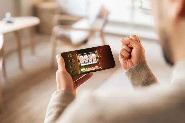 8,000+ Mobile Casino Games Stock Photos and Royalty-Free Pictures - iStock