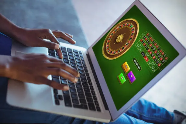 40+ Computer Monitor Casino Roulette Roulette Wheel Stock Photos and Royalty-Free Pictures - iStock