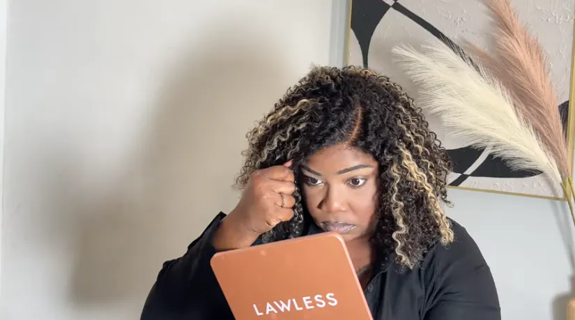 Short Curly Wig Styles: 7 Ways to Wear a Side-Part Curly Cut with Confidence Short Curly Wig Styles: 7 Ways to Wear a Side-Part Curly Cut with Confidence
