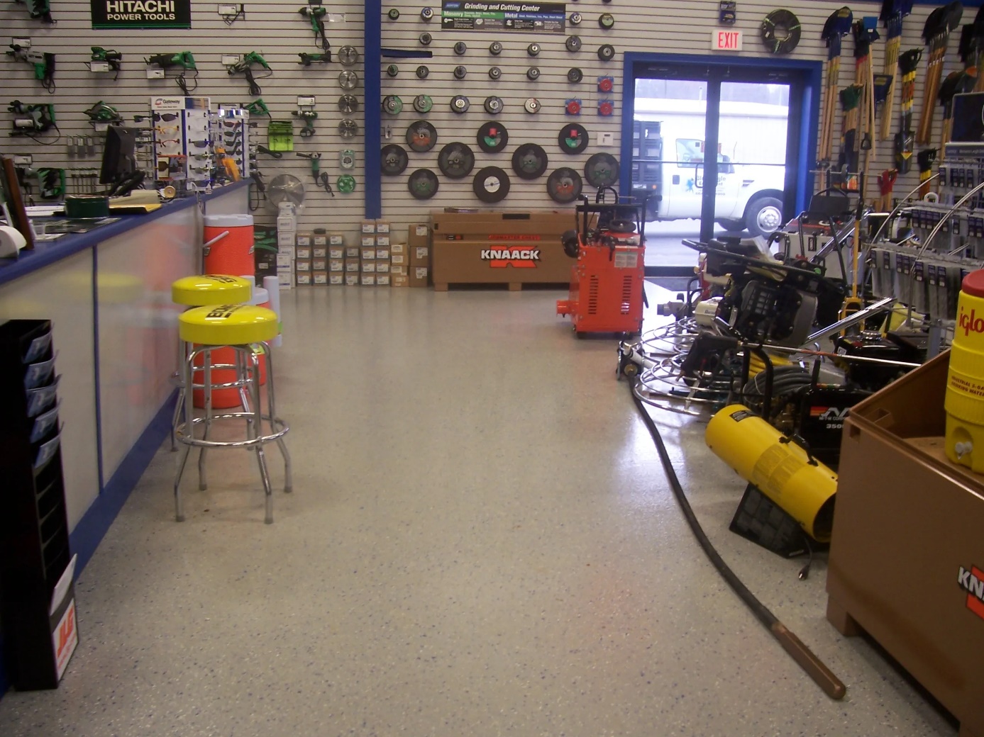 The Flooring Details That Matter When a Home Garage Becomes a Small Business Workspace